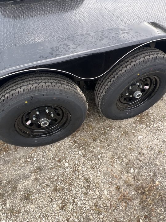 New 2026 P & T Trailers 82X24SSCH Car Hauler