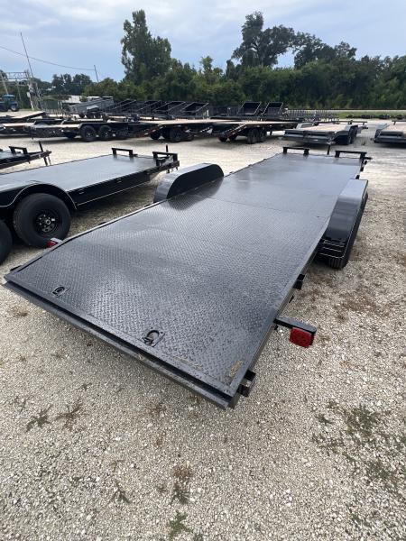New 2026 P & T Trailers 82X24SSCH Car Hauler