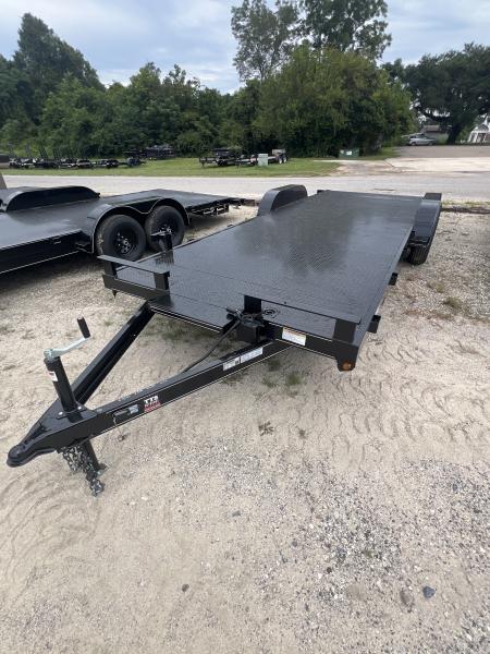 New 2026 P & T Trailers 82X22SSCH Car Hauler
