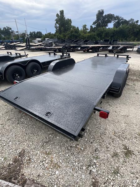 New 2026 P & T Trailers 82X22SSCH Car Hauler