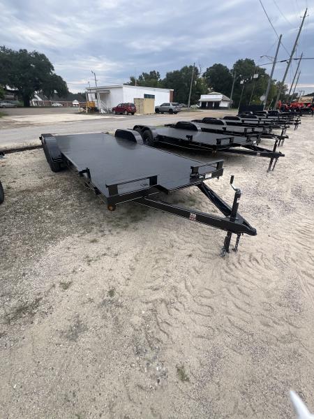 New 2026 P & T Trailers 82X22SSCH Car Hauler