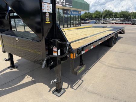 New #391863 2027 LOAD TRAIL GP 25 X 102 TANDEM AXLE LOW-PRO 14K FLATBED GOOSENECK W/ MAX RAMPS
