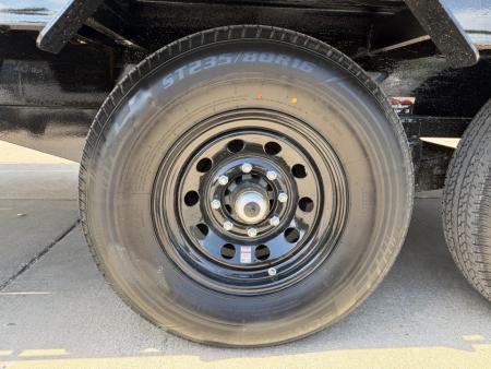 New #391863 2027 LOAD TRAIL GP 25 X 102 TANDEM AXLE LOW-PRO 14K FLATBED GOOSENECK W/ MAX RAMPS