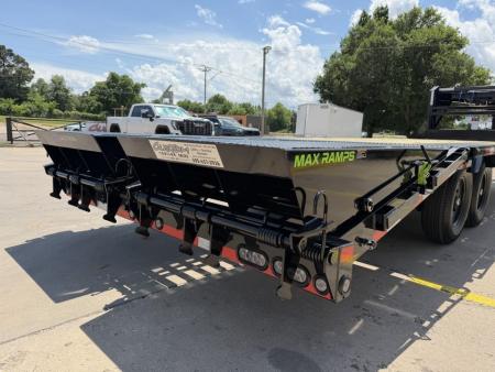New #391863 2027 LOAD TRAIL GP 25 X 102 TANDEM AXLE LOW-PRO 14K FLATBED GOOSENECK W/ MAX RAMPS