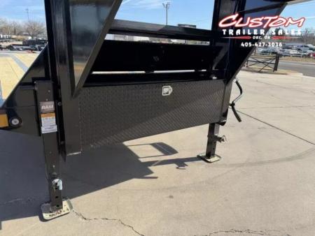 New #391400 2027 LOAD TRAIL GP 32 X 102 TANDEM AXLE LOW-PRO 14K GOOSENECK TRAILER W/ MAX RAMPS