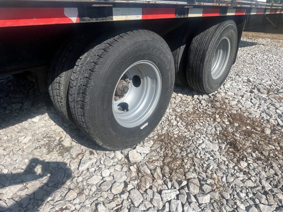 Used 2023 "REPO" Davidson Trailers 102X40 DECKOVER GOOSENECK 20K DE-RATED "REPO"