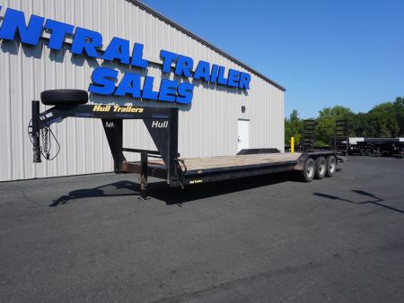 Used 2013 Hull 82 x30' Gooseneck Equipment Trailer