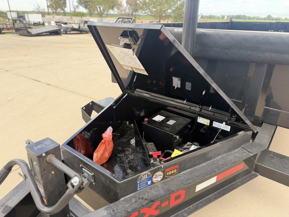 New 2027 MAXX-D 8-16 Deckover Dump 14K GVWR