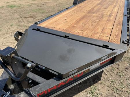 New 2027 MAXD 8.5-22 I-Beam Equipment Hauler W/ 18 PLY Tires 17.5K GVWR Flatbed Trailer