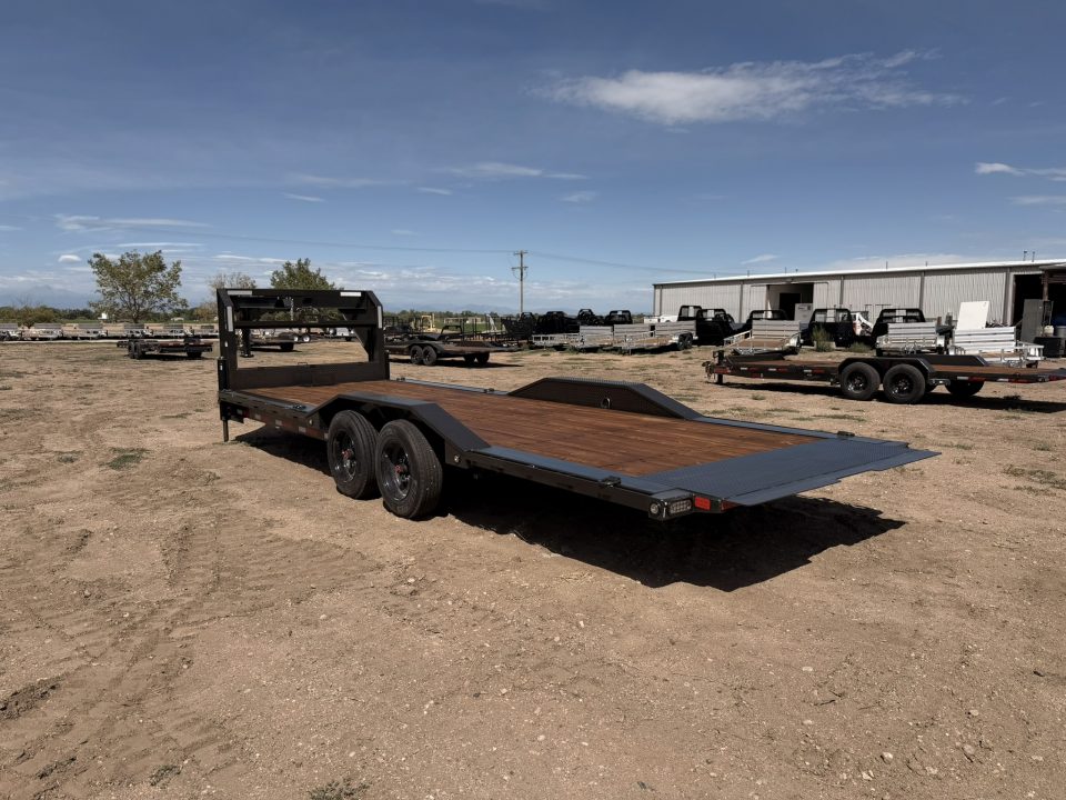 New 2027 MAXD 8.5-24 Gooseneck Tilt Deck Equipment Hauler W/ 18 PLY Tires 18K GVWR Flatbed Trailer