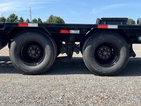 New 2027 Load Trail 102"x25' 24k Gooseneck Flatbed Trailer