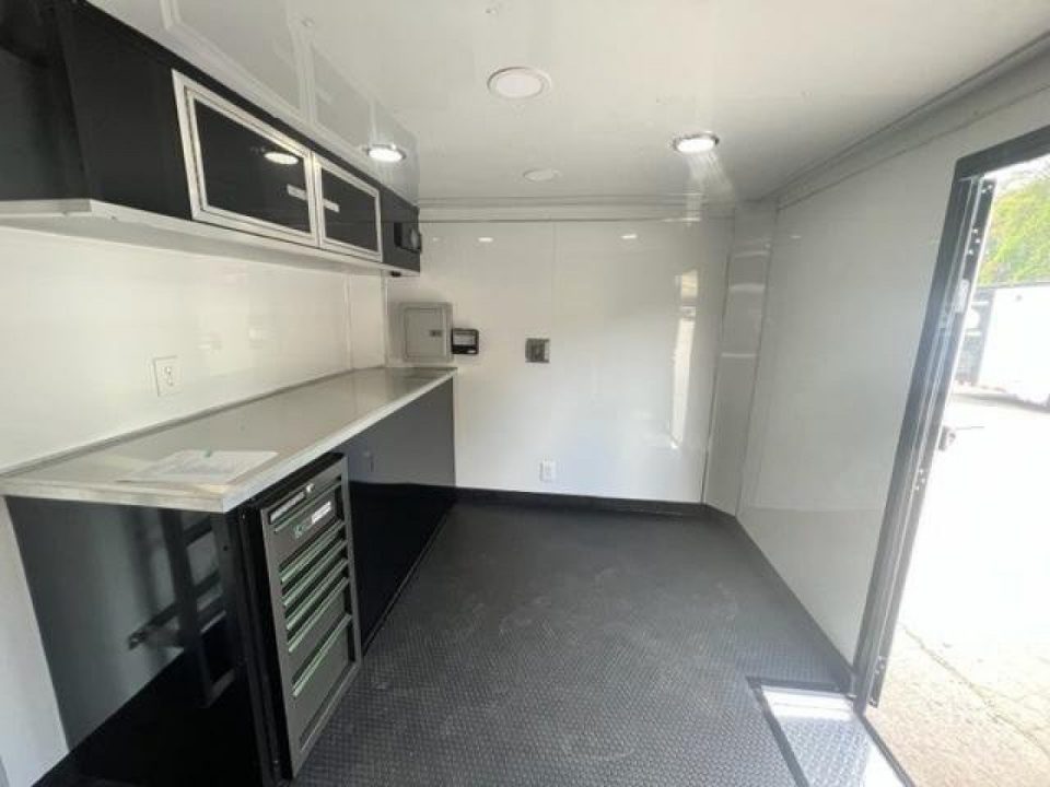 New Discovery 8.5x30 Stacker- Silver