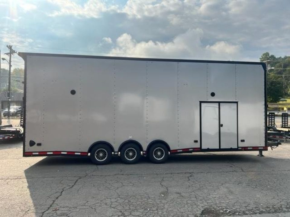 New Discovery 8.5x30 Stacker- Silver