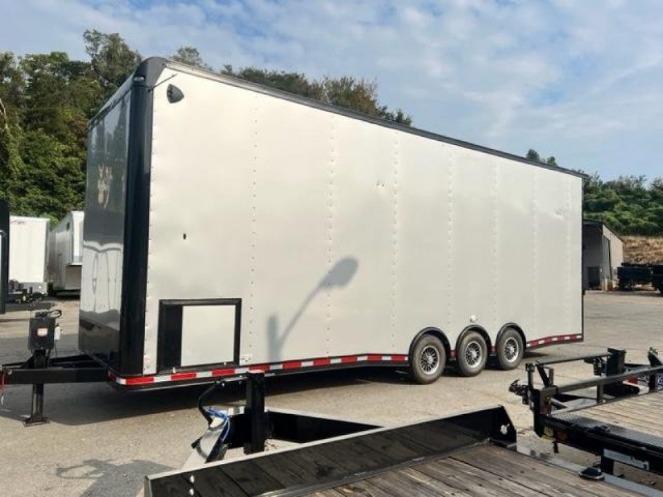 New Discovery 8.5x30 Stacker- Silver
