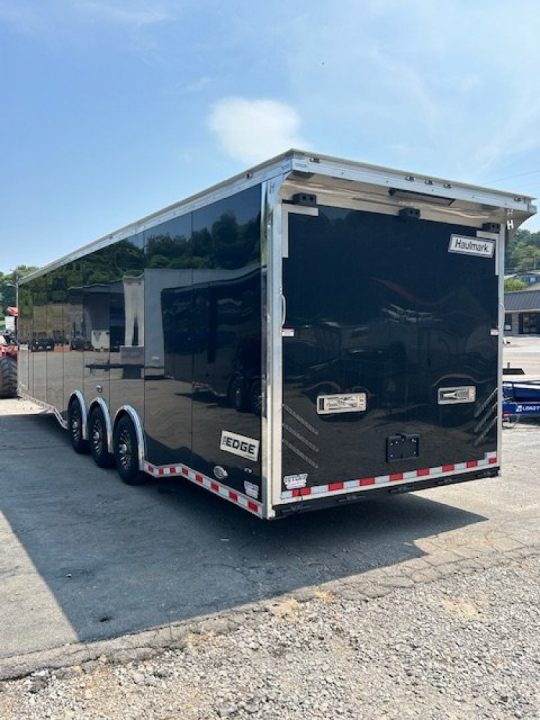 New Haulmark 8.5x34 18k Edge Black W/ Hyd Jack/AC