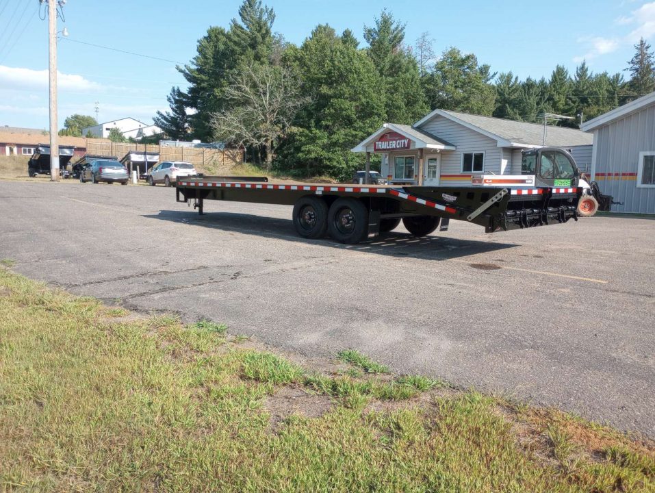 New 2026 Midsota FBGD 24'x102" Deckover Trailer