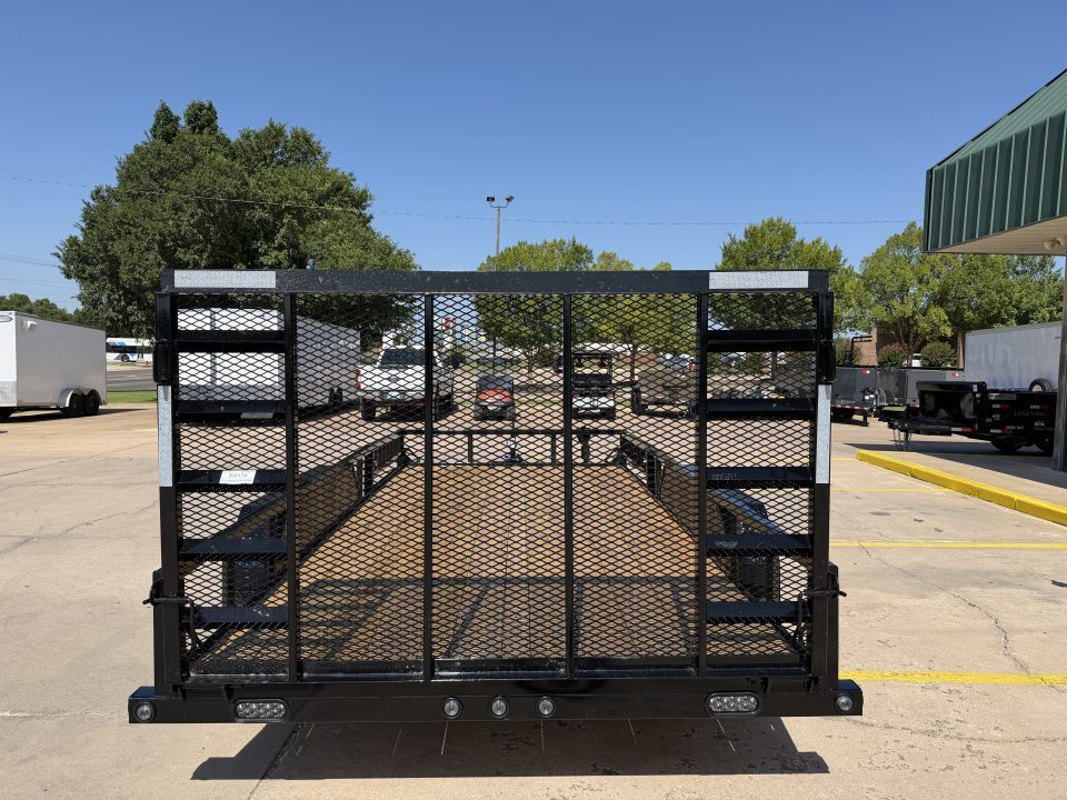 New #388956 2027 LOAD TRAIL UE 16 X 83 TANDEM AXLE UTILITY W/ RAMP GATE 7K