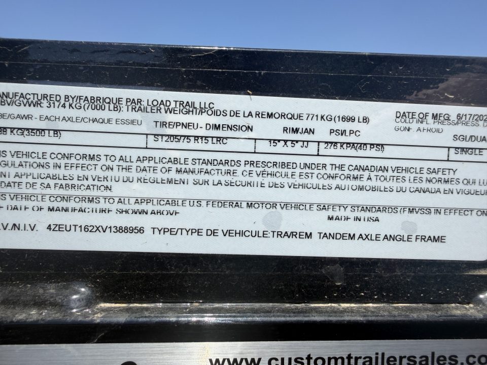 New #388956 2027 LOAD TRAIL UE 16 X 83 TANDEM AXLE UTILITY W/ RAMP GATE 7K