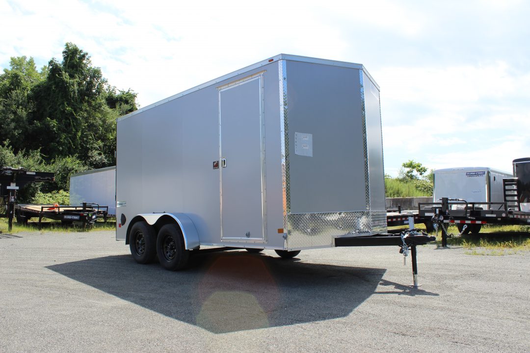 2027 Haulmark photo 2