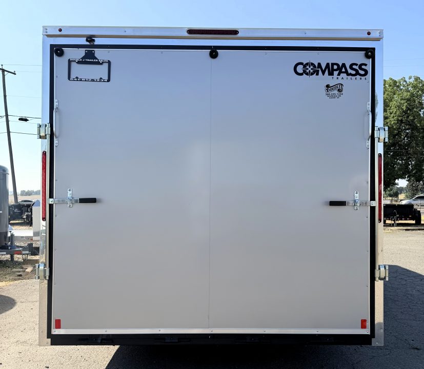2027 Compass photo 3