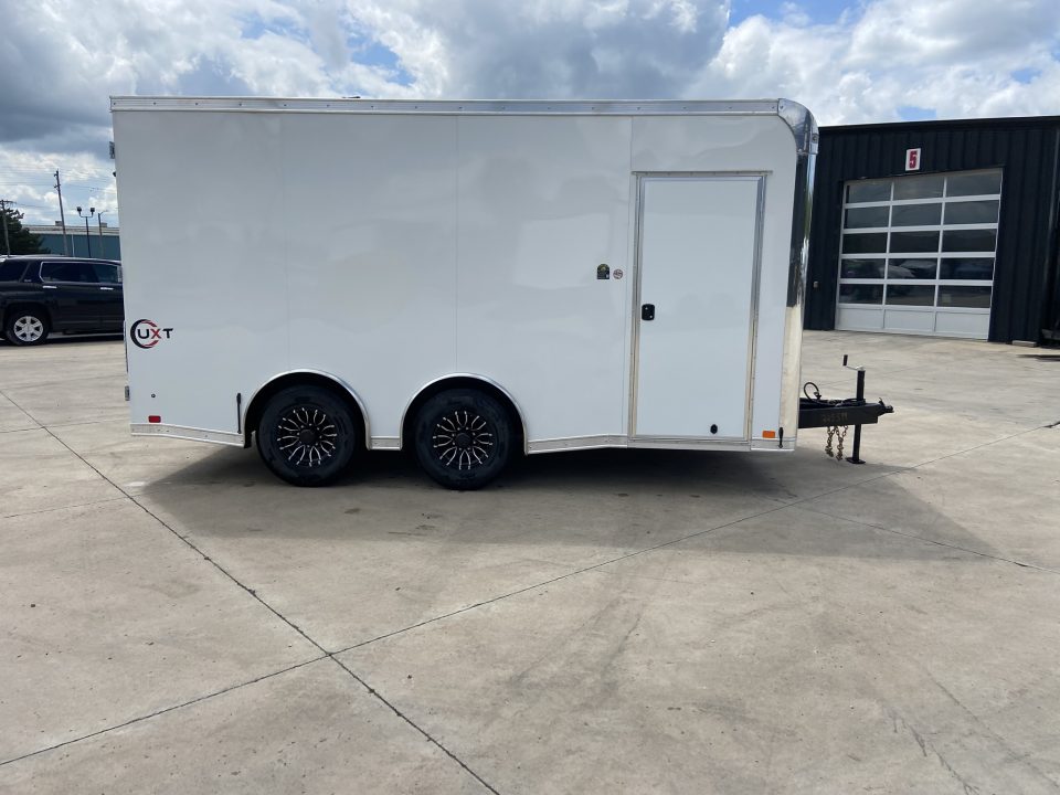 New United Trailers UXT-8.5X16 Contractor