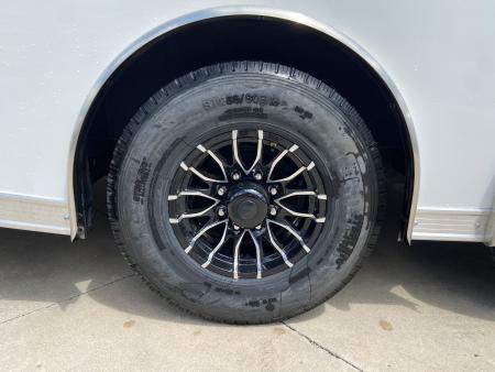 New United Trailers UXT-8.5X16 Contractor