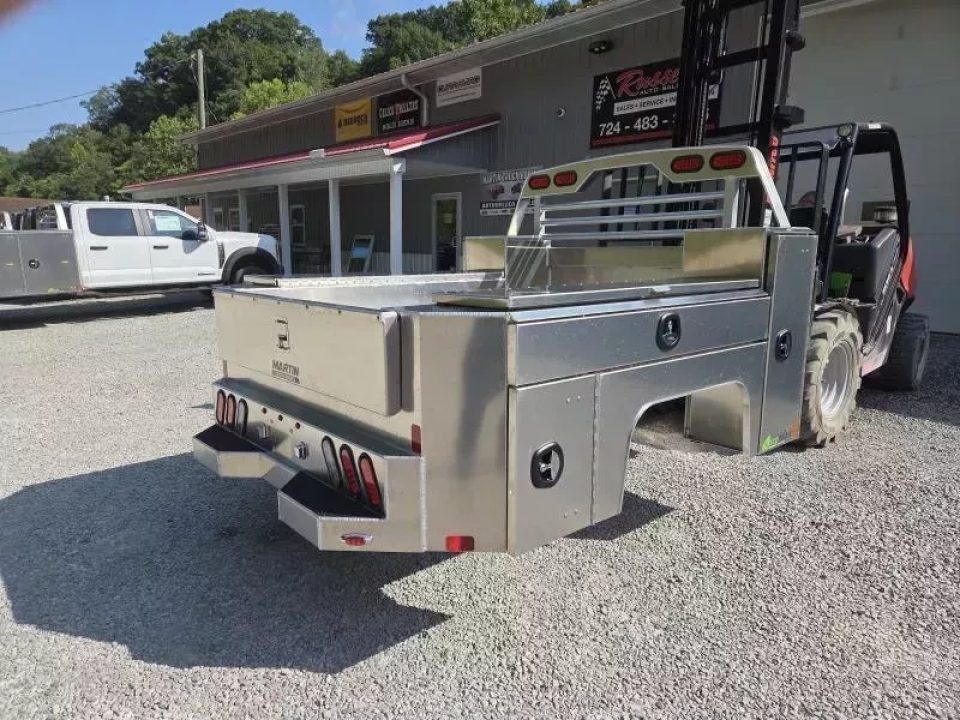 New Martin Truck Bodies Aluminum Gooseneck Service Body SRW 6.5' GMC / Chevy / Ford SMOOTH APPEARANCE