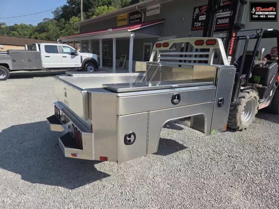 New Martin Truck Bodies Aluminum Gooseneck Service Body SRW 6.5' GMC / Chevy / Ford SMOOTH APPEARANCE