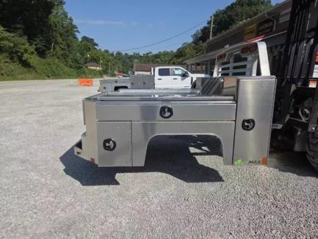 New Martin Truck Bodies Aluminum Gooseneck Service Body SRW 6.5' GMC / Chevy / Ford SMOOTH APPEARANCE