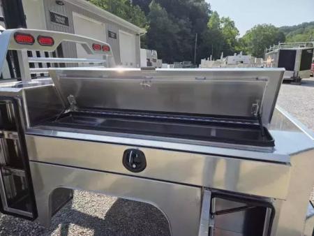 New Martin Truck Bodies Aluminum Gooseneck Service Body SRW 6.5' GMC / Chevy / Ford SMOOTH APPEARANCE