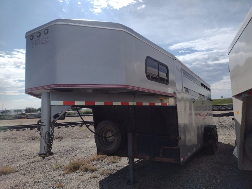 Used 2002 Titan Trailer 18' Combo Stock Trailer