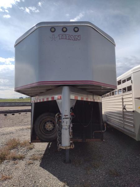 Used 2002 Titan Trailer 18' Combo Stock Trailer