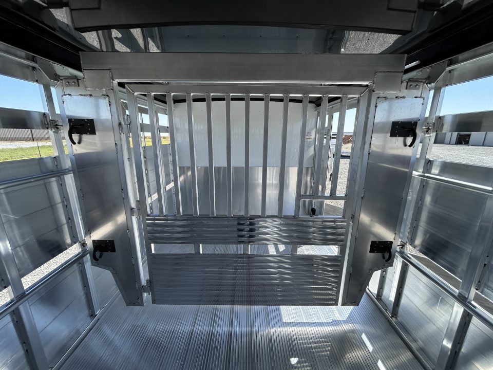 New 2027 Sundowner Rancher Express 2726