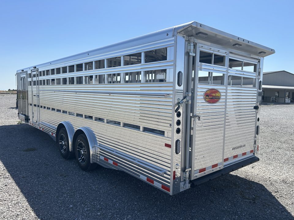 New 2027 Sundowner Rancher Express 2726