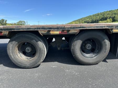 Used 2023 PJ Trailers LD 40 Flatbed Trailer