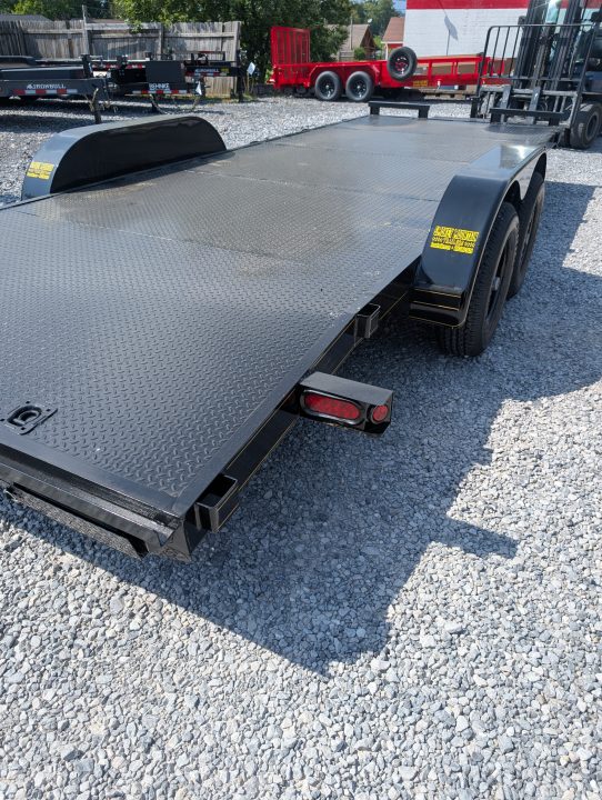 New 2026 P & T Trailers 7K 82X20 REM FENDERS - 2 BRAKE Car Hauler