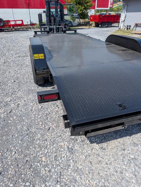 New 2026 P & T Trailers 7K 82X20 REM FENDERS - 2 BRAKE Car Hauler