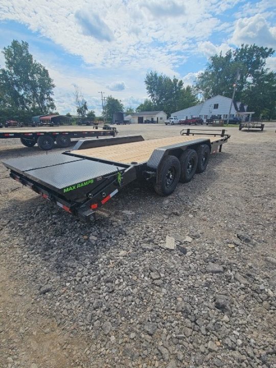 New 2027 Load Trail 24' Equipment Trailer Axle W/Max Ramps