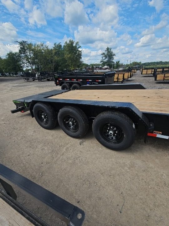 New 2027 Load Trail 22' Equipment Trailer Axle W/Max Ramps