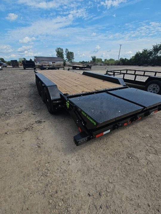 New 2027 Load Trail 22' Equipment Trailer Axle W/Max Ramps