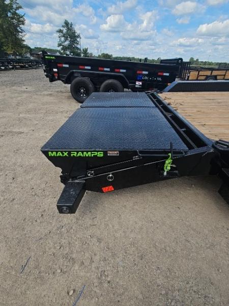 New 2027 Load Trail 22' Equipment Trailer Axle W/Max Ramps