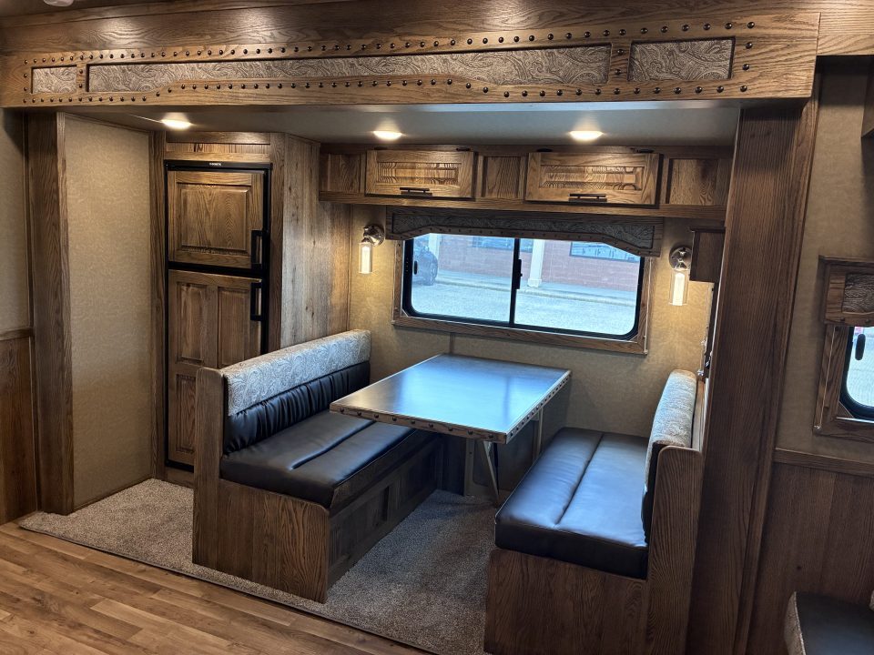New 2027 Lakota Infinity 3H 16' LQ Horse Trailer