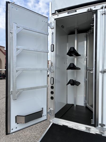New 2027 Lakota Infinity 3H 16' LQ Horse Trailer
