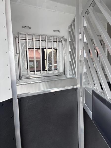 New 2027 Lakota Infinity 3H 16' LQ Horse Trailer