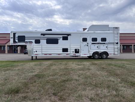 New 2027 Lakota Infinity 3H 16' LQ Horse Trailer