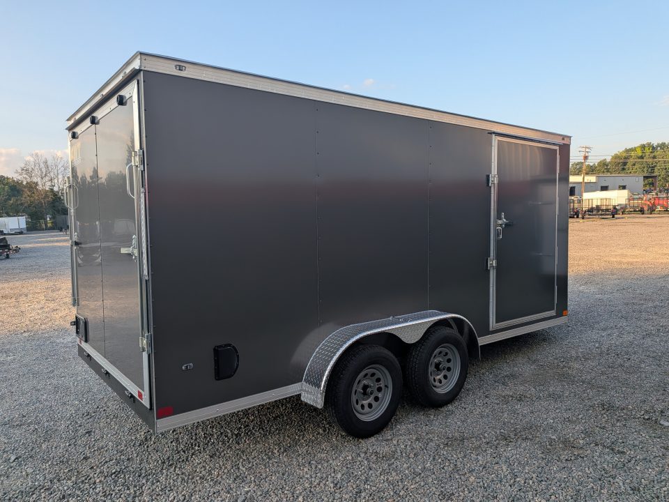 2027 Covered Wagon photo 3