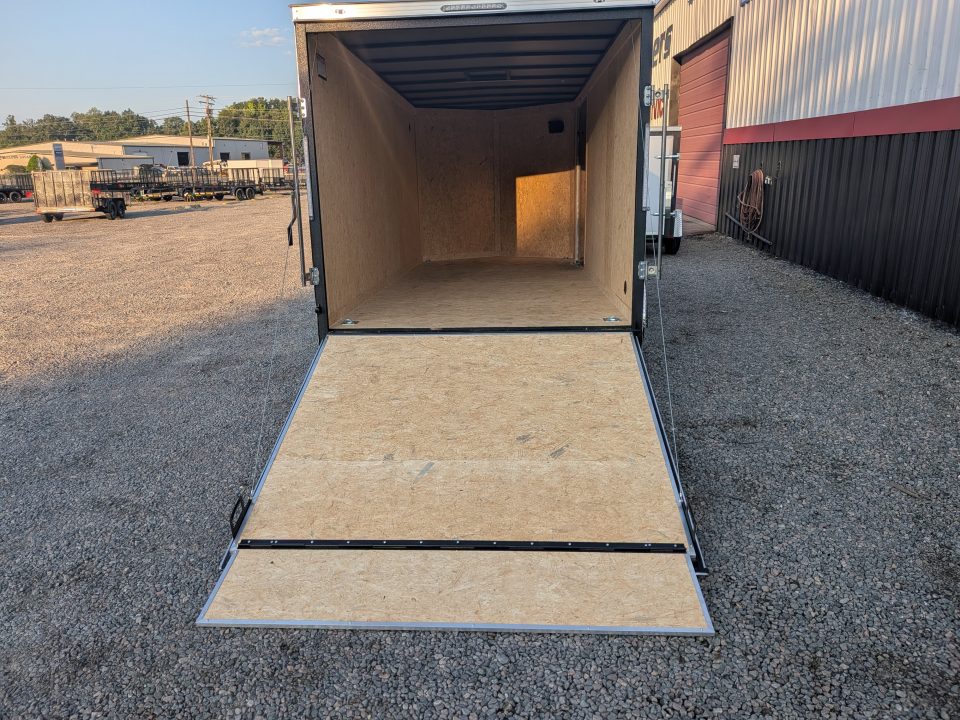 2027 Covered Wagon photo 8