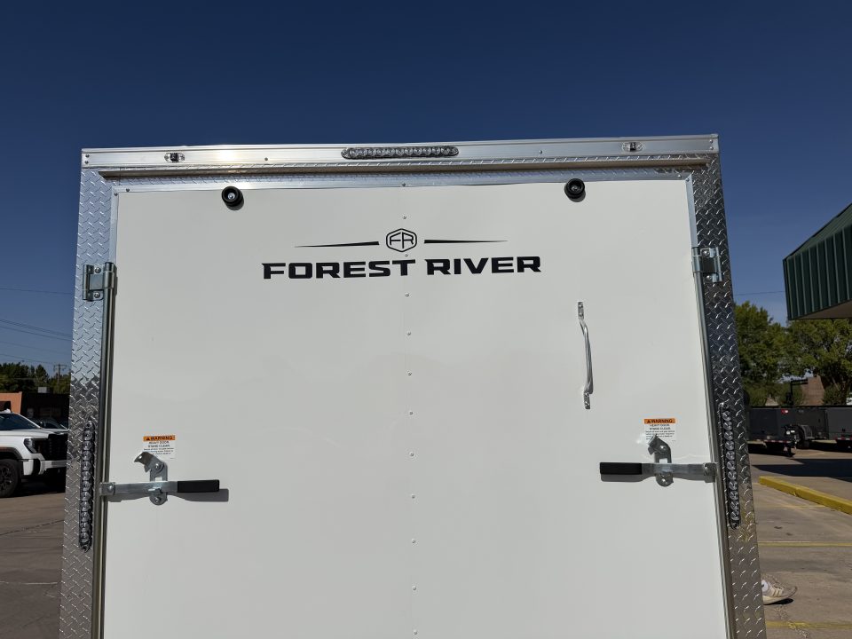 New #056552 2027 FOREST RIVER TA3 7 X 16 TANDEM AXLE 10K ENCLOSED W/ REAR RAMP DOOR