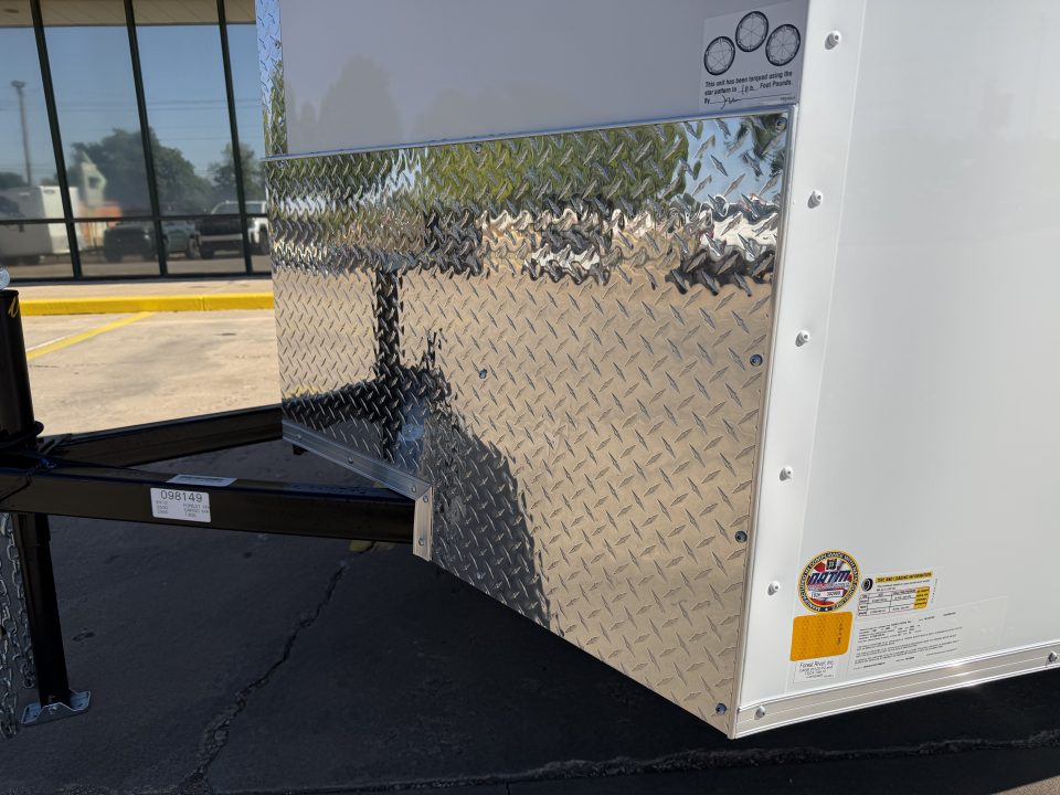 New #098149 2027 FOREST RIVER SA 6 X 12 SINGLE AXLE 3K ENCLOSED W/ REAR RAMP DOOR