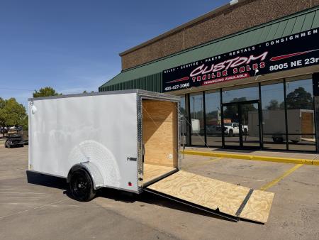 New #098149 2027 FOREST RIVER SA 6 X 12 SINGLE AXLE 3K ENCLOSED W/ REAR RAMP DOOR